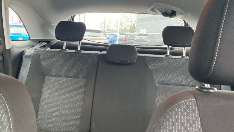 Vauxhall Crossland 1.2 Design 5dr Petrol Hatchback